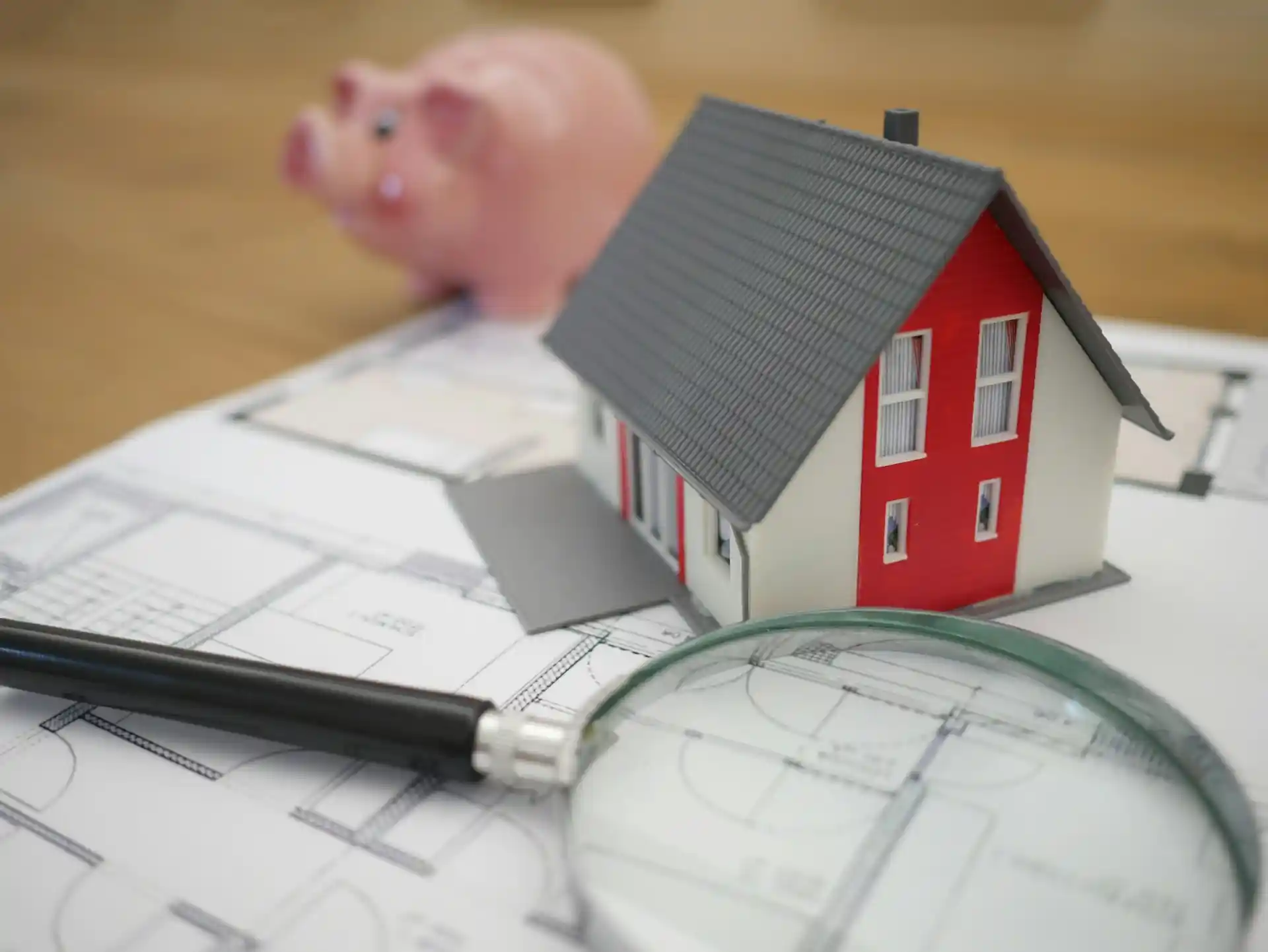 Discover the latest real estate news trends every investor should watch in 2025. Stay ahead with insights on housing markets, proptech, interest rates, sustainability, and global property investments.