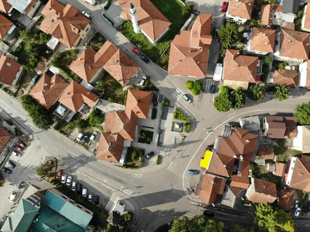 Explore the pros and cons of real estate wholesaling as an investment strategy. Learn how it works, benefits, risks, and tips for beginners to succeed in wholesaling.