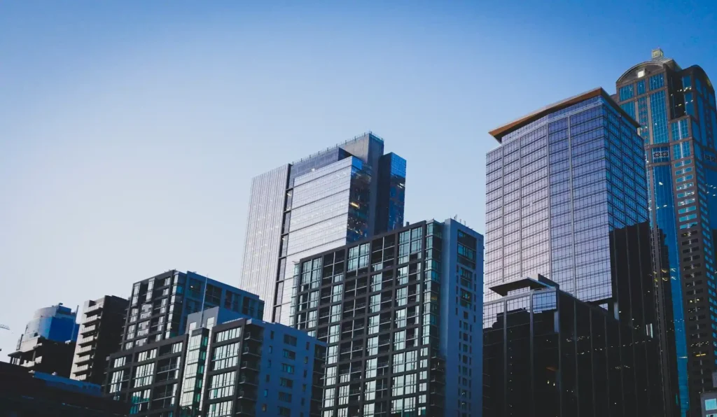 Learn the essential legal steps involved in purchasing commercial real estate — from due diligence and financing to contracts and closing the deal confidently.